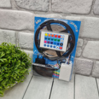 Светодиодная лента мультиколор с ПДУ и блоком питания, 5м Светодиодная лента мультиколор с ПДУ и блоком питания, 5м